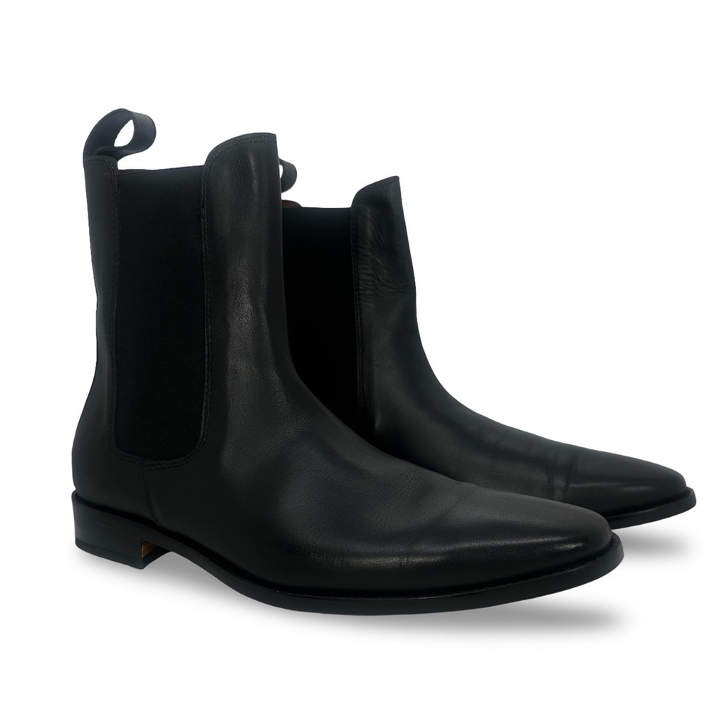 Classic Black Leather Chelsea Boots